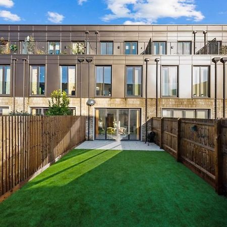 Amazing New Built Townhouse With Garden In London Villa Hendon Exterior foto