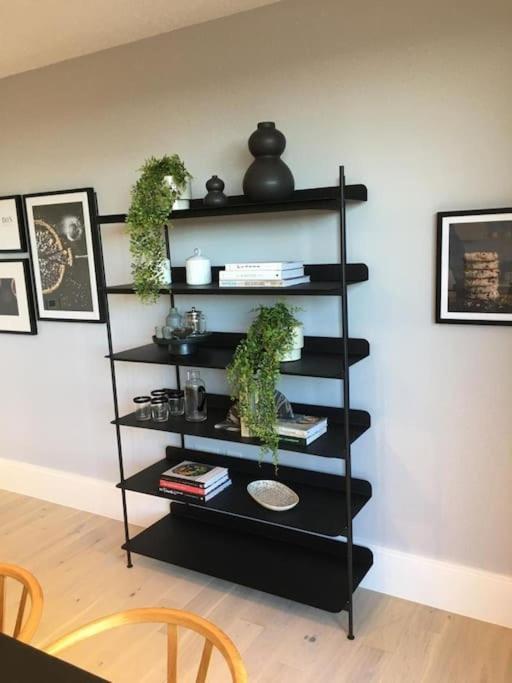 Amazing New Built Townhouse With Garden In London Villa Hendon Exterior foto
