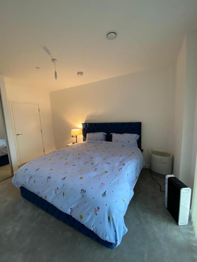 Amazing New Built Townhouse With Garden In London Villa Hendon Exterior foto